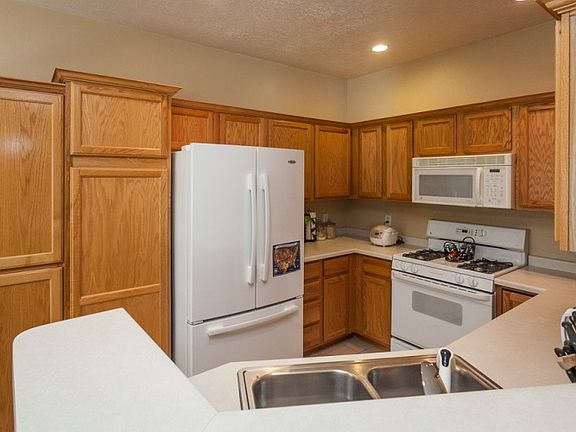 5th image of 12083 S Mountain Peak Dr