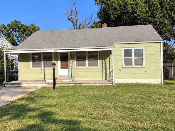 2016 S Saint Francis Ave, Wichita, KS 67211