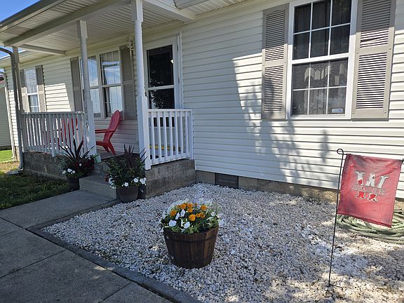 5th image of 809 Stableford Rd