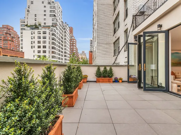 223 East 74th Street image 1 of 33