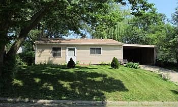 1st image of 912 Helen St