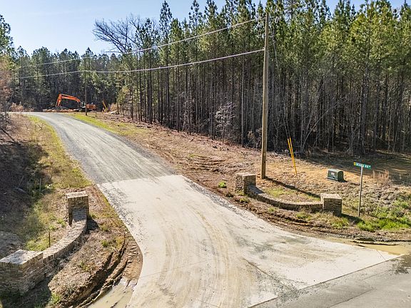 3rd image of 182 Chetango Mountain Rd #9