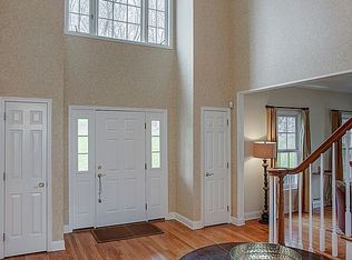 34 Pacer Ct, Basking Ridge, NJ 07920