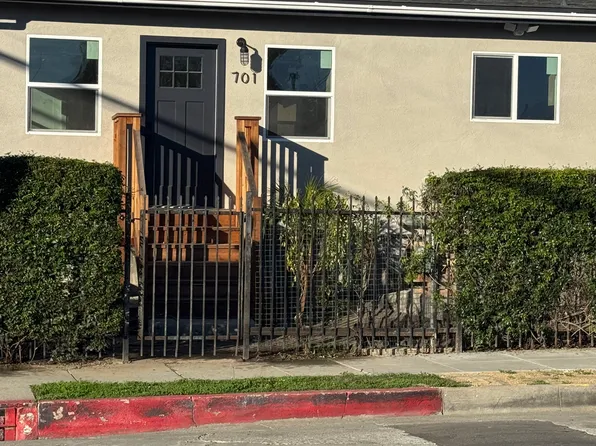 701 N Tamarind Ave, Compton, CA 90220