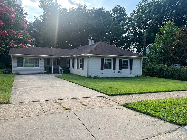 Plumtree Ln — Photo 12