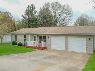 54833 Orchard Ln, Paw Paw, MI, 49079
