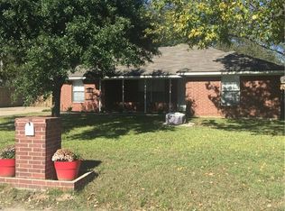 1401 Charlotte Dr, Waco, TX 76708