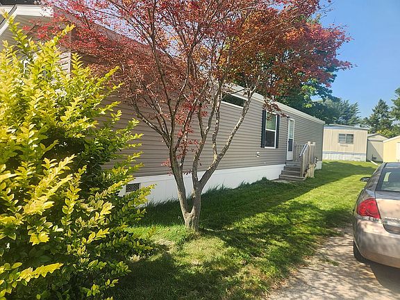 4th image of 15991 Villaire Ave