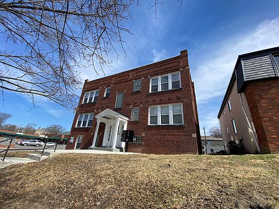 2nd image of 1900 N 4th St APT 1
