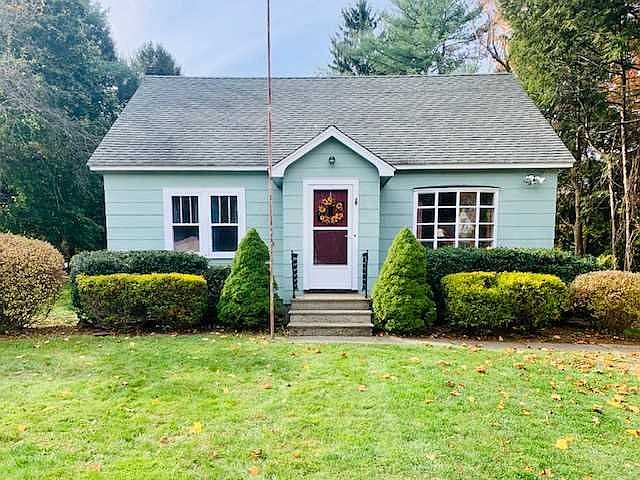 1st image of 17 Farview Ave