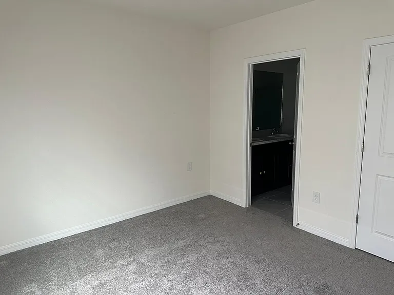 2925 Peony Prairie Ln — Photo 4