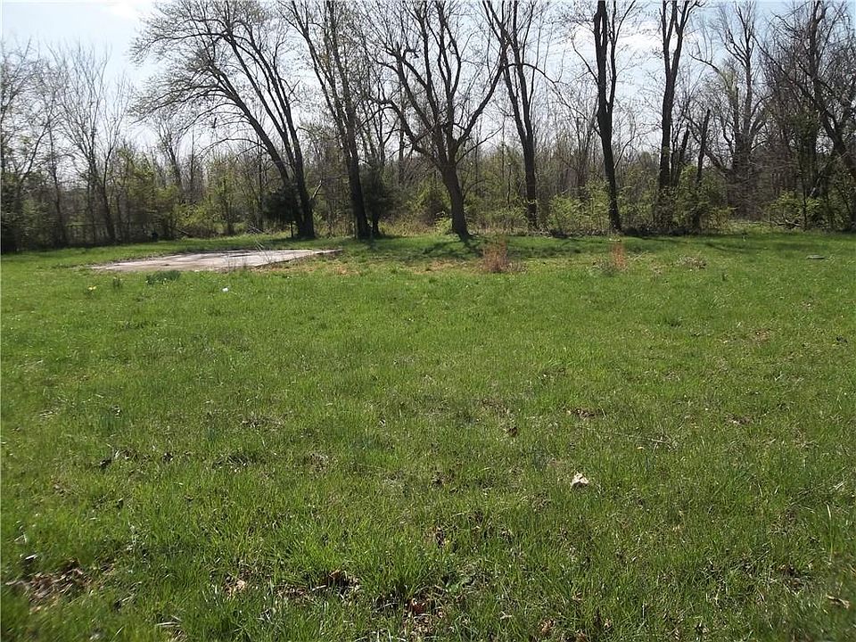 2nd image of 3469 Gum Ln