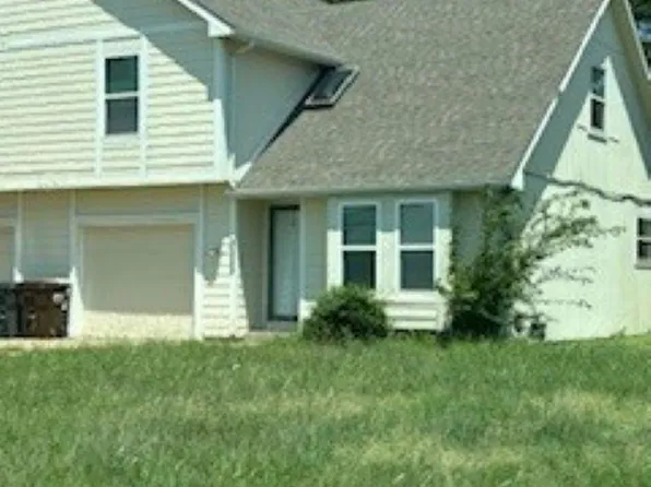 3256 N Longfellow Ct, Wichita, KS 67226
