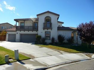11930 Crandall Ct, Victorville, CA 92392