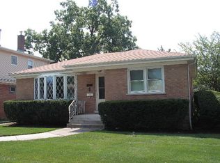 9031 28th St, Brookfield, IL 60513