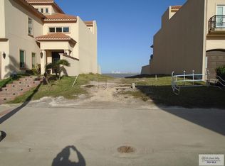 7 Queens Point Dr, Pt Isabel, TX 78578