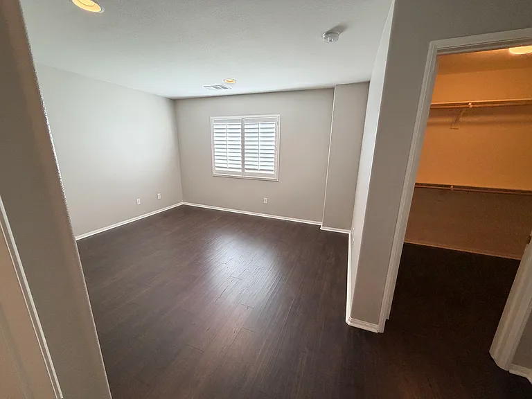 40879 Belleray Ave — Photo 22