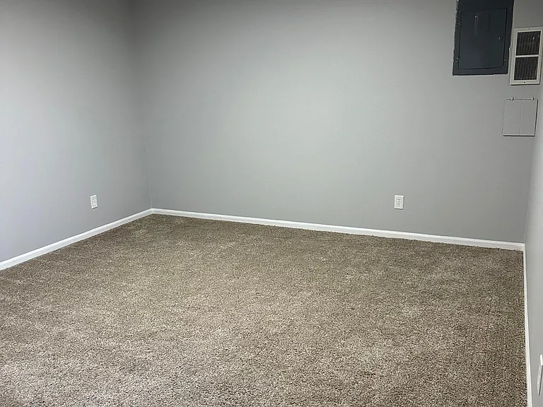 2709 Allison Ave — Photo 24