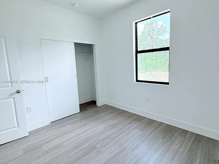 1048 Jay Ct — Photo 6