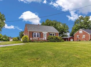 3853 W Watersville Rd, Mount Airy, MD 21771