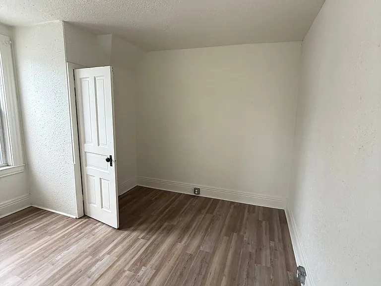 819 Maple Ave — Photo 24