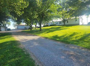 11697 54th St, Perry, KS 66073