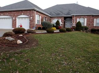 820 Saratoga Hts, Saint Charles, MO