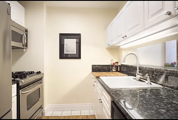 Rented by Winzone Realty Inc | media 40