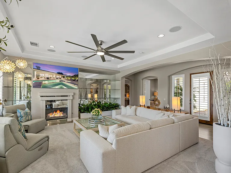 77939 Desert Dr — Photo 28