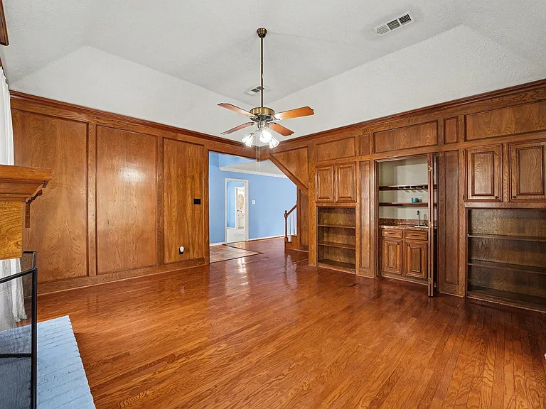 14707 Treborway Dr — Photo 11