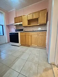 17-14 Stanhope Street, #3