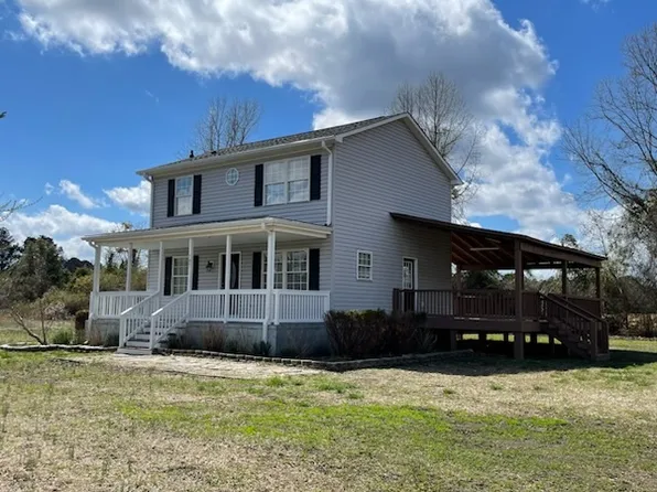 105 Sage Dr, Burgaw, NC 28425