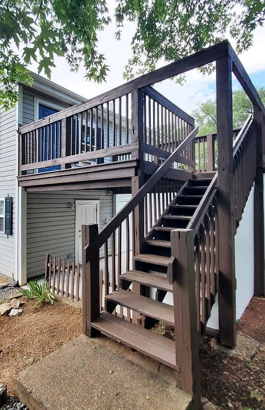 1 bed, 1.0 bath, 905 sqft, $1,325 — Photo 1