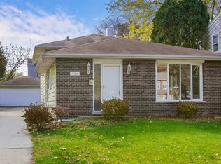 659 Sheehan Ave, Glen Ellyn, IL 60137