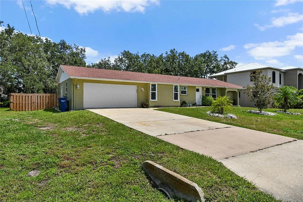 2 bed, 2.0 bath, 1210 sqft, $3,000 — Photo 4