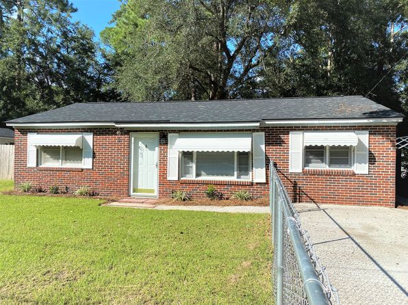 517 Fraser Dr