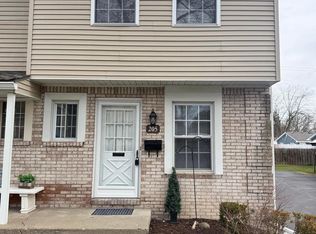 205 River Oaks, Plymouth, MI 48170