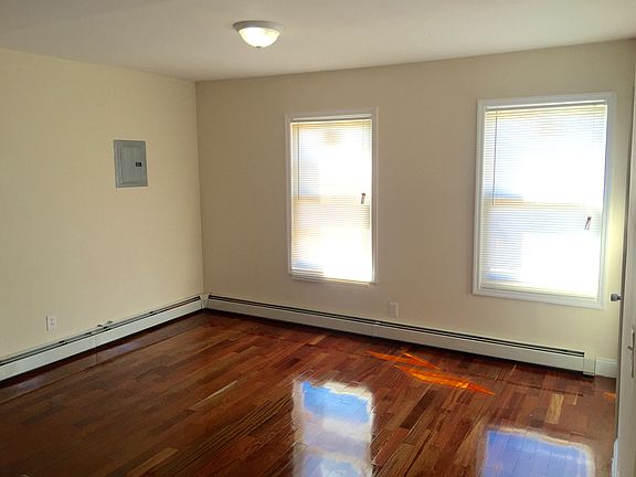 5th image of 87-27 117 Street