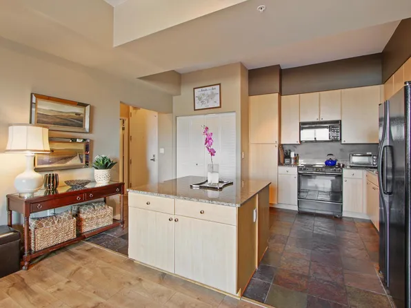 388 E Ocean Blvd, Long Beach, CA