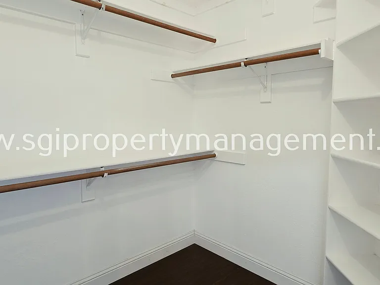 1513 Lodengreen Ct — Photo 22