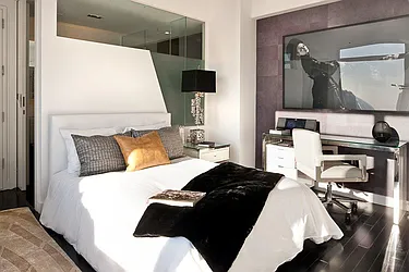 Rented by New York Residence