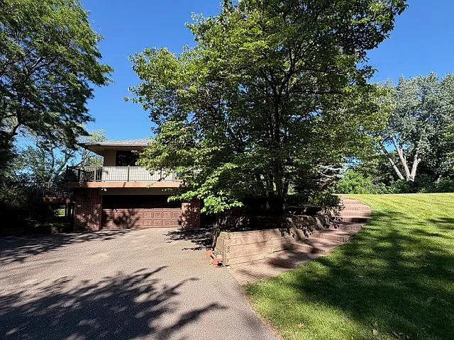 1 Raccoon Rd — Photo 3
