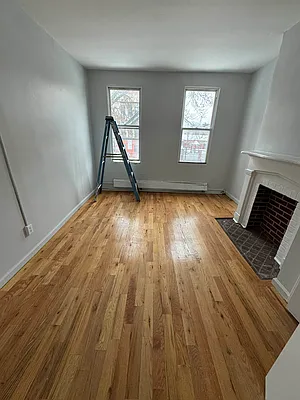 Rented by Delmark Realty LLC | media 2