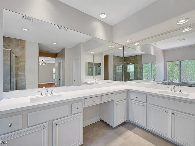 229 N Buteo Woods Ln — Photo 56