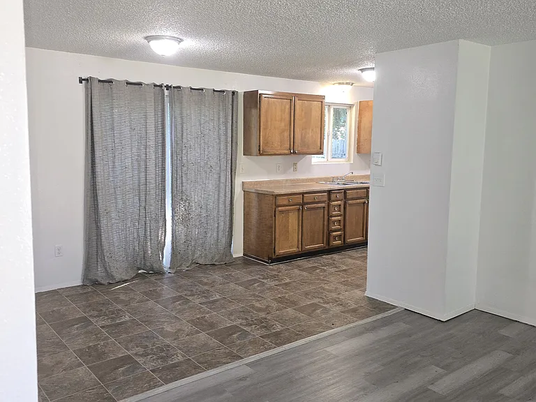 9625 Evergreen Valley Rd SE #B — Photo 9