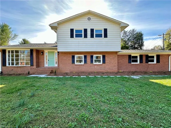 165 Vale Rd, Mocksville, NC 27028
