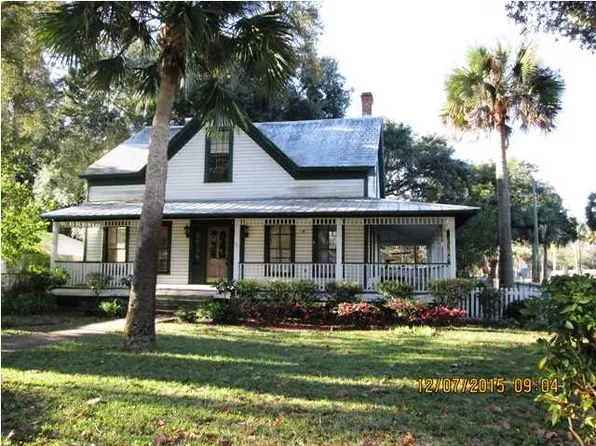 78 12th, Apalachicola, FL 32320