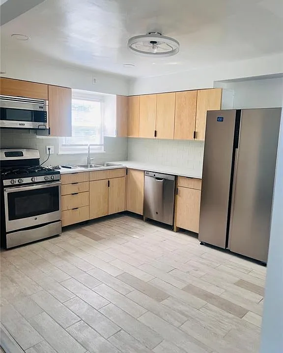 2540 Far Rockaway Blvd #1