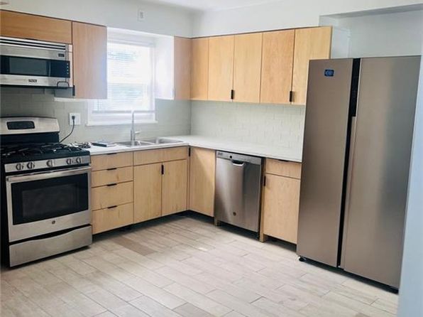 2540 Far Rockaway Blvd