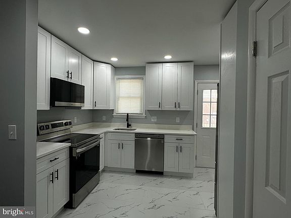 4th image of 6622 Lacona St
